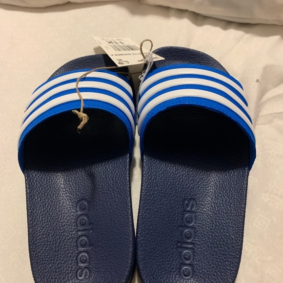 Kids adidas sandals - Picture 4 of 6